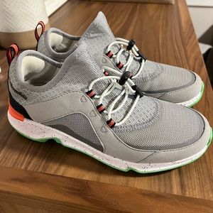 Columbia slip women’s sneakers